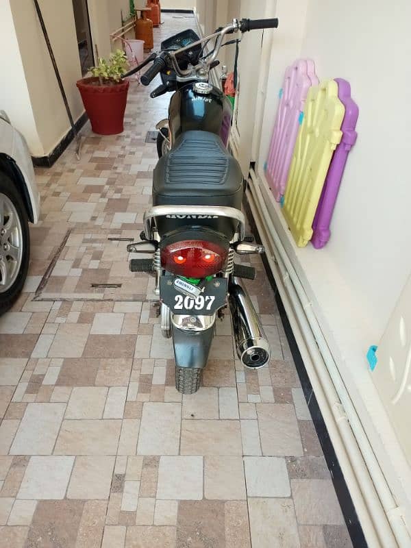 Honda 125 2002 model urgent sale 7