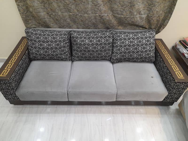 wooden 6 sweater sofa set 3