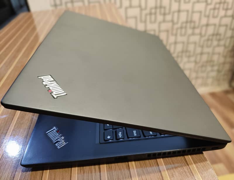 LENOVO Thinkpad T480s (Ultra Slim) 2