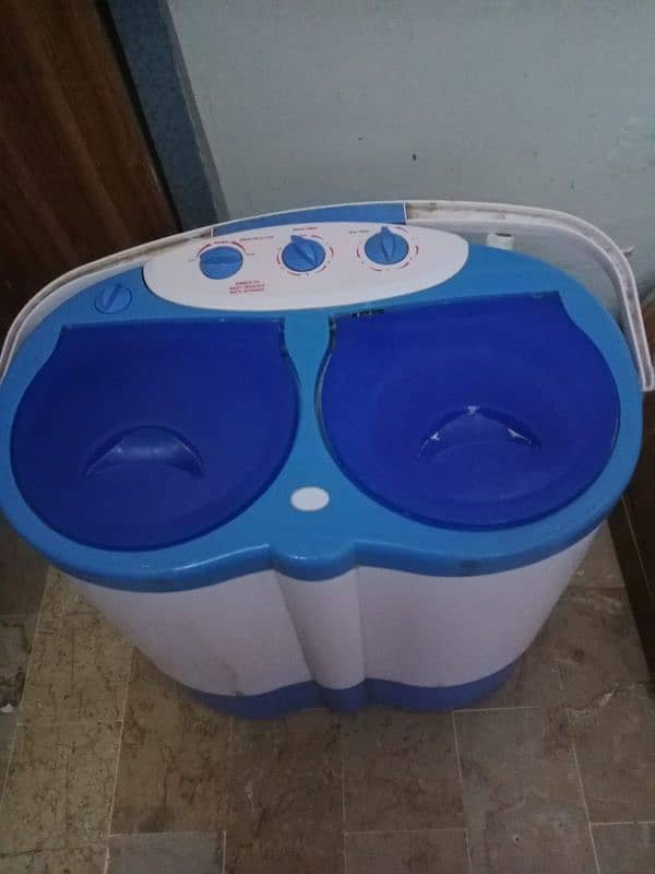 small washing machine,baby washer in good condition 1