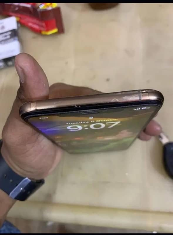 i phone xs max golden 2