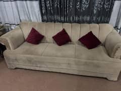 7 seater sofa with deewan and 3 tables