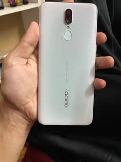 8 GB RAM/256 GB ROM 10/10 OPPO F-11