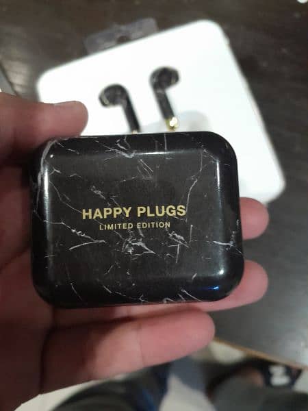 happy plug 4