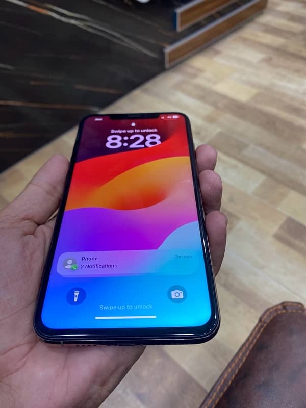 I phone xs max 4