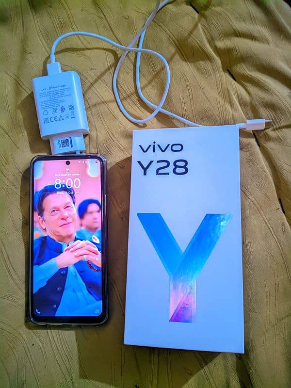 vivo y28 8+8 128 6000 condition 10/10 5