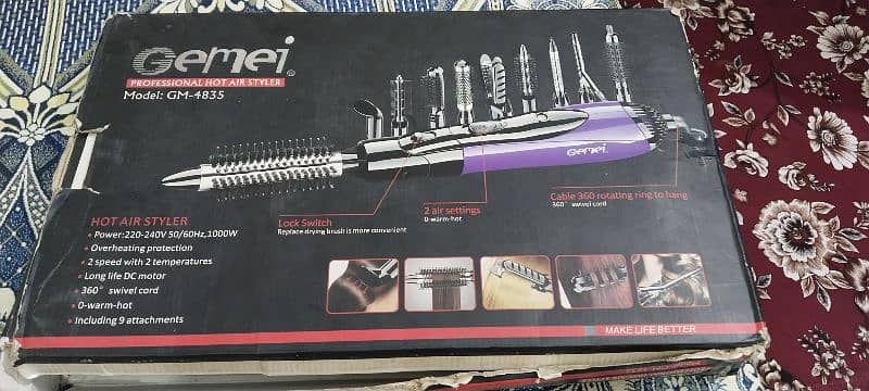 Gemei GM 4835 Professional Hot Air Styler 10 in 1 1