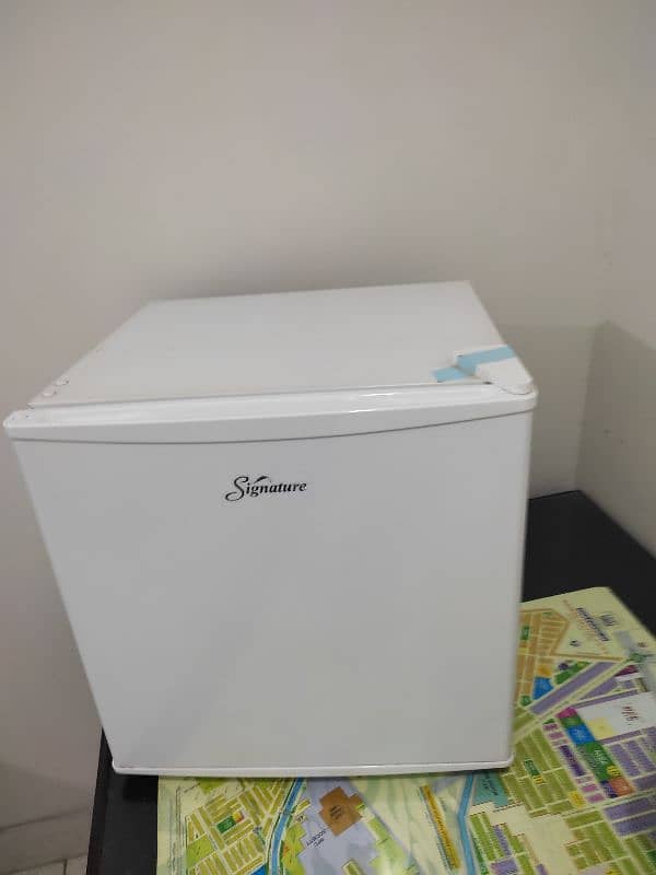 Mini Room Fridge  for sale 1