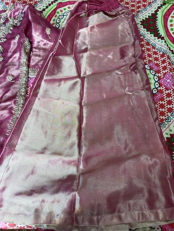 party wear sout new condition just aik dafa pehna howa ha 4