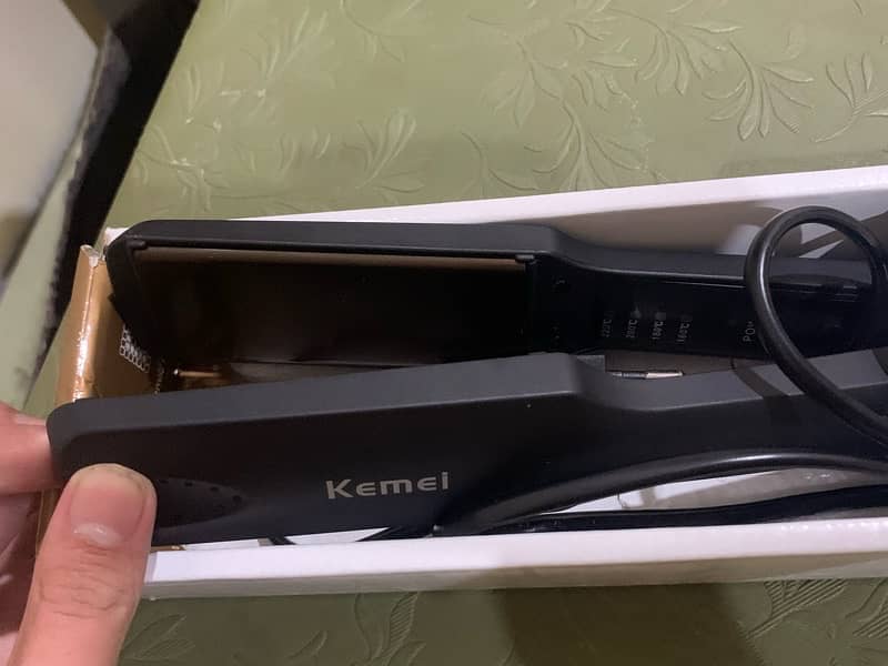 KEMEI KM-329 box packed 3