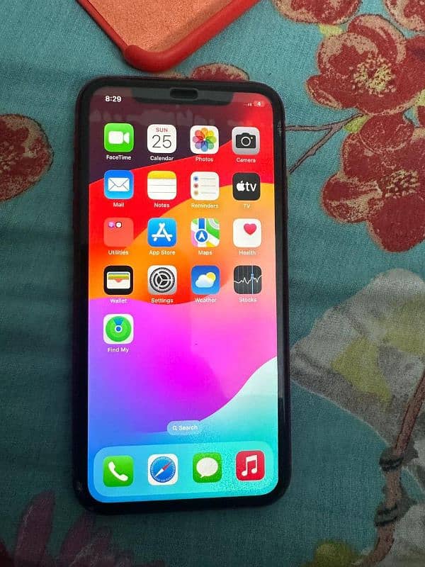 iphone XR 0