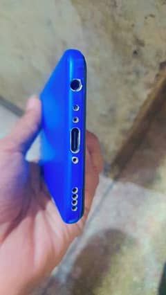 I m selling Huawei nova 2 mobile 0