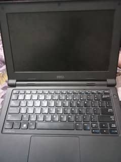 DELL LAPTOP FOR SALE IN EXCELLENT CONDITION