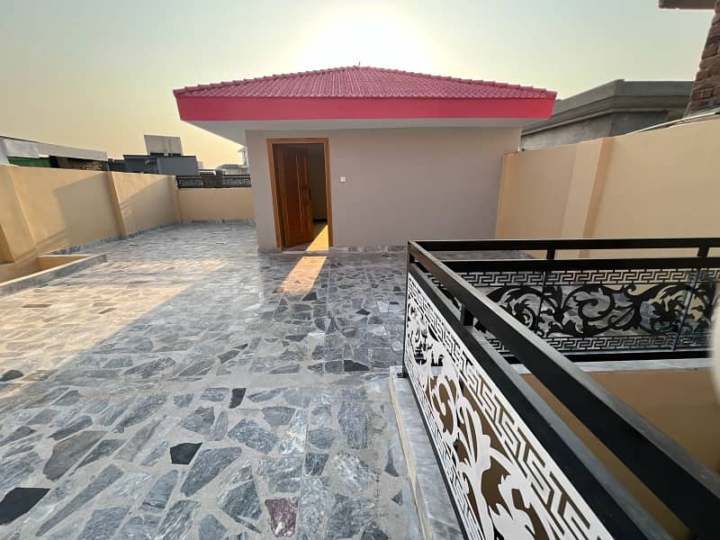 Prime Location House Of 8 Marla In Arbab Sabz Ali Khan Town Executive Lodges For sale 36