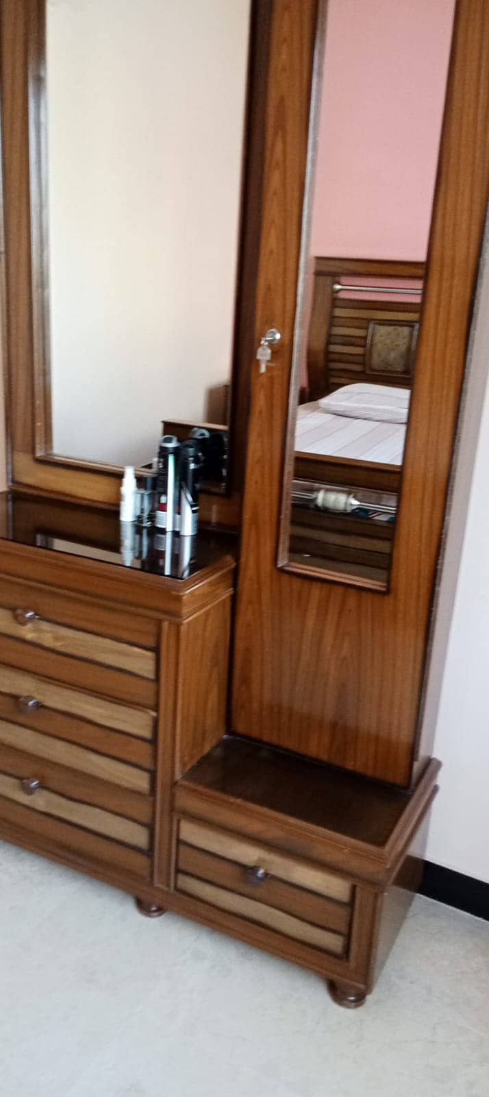 Bed + Dressing Table + Mattress 1