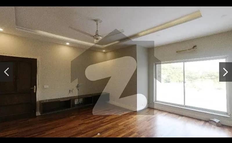 Deffence Raya 45 marla upper portion facing golf club for rent 14