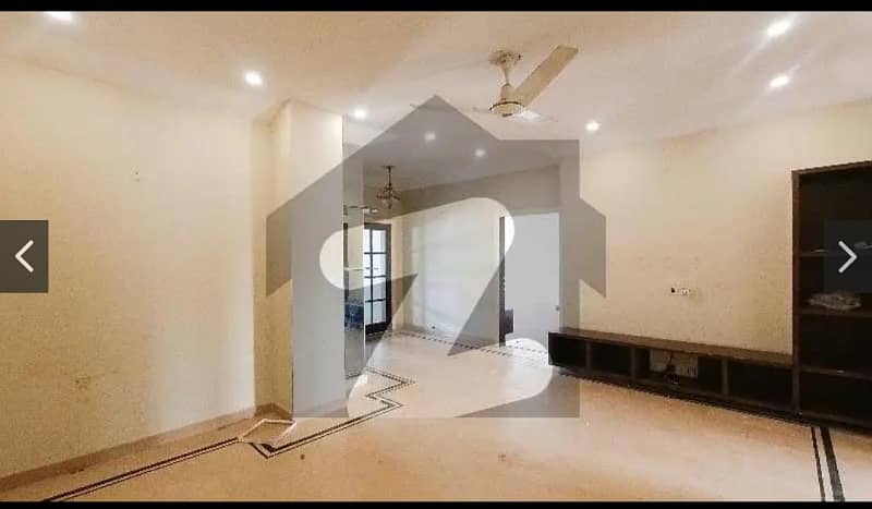 Deffence Raya 45 marla upper portion facing golf club for rent 15