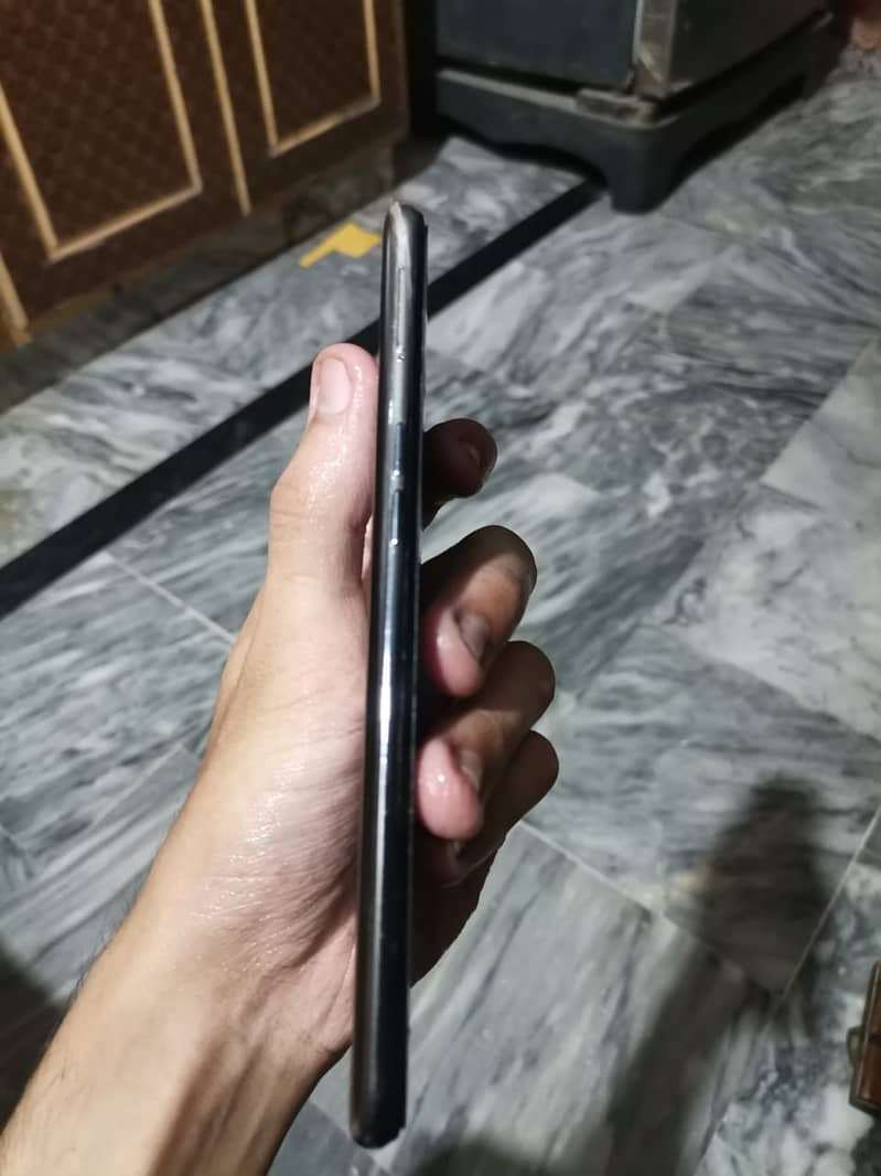 oppo f 19 pro 8 128 9.5 codition with box and charger 4