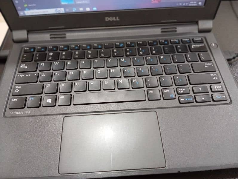 DELL Latitude 3150 11