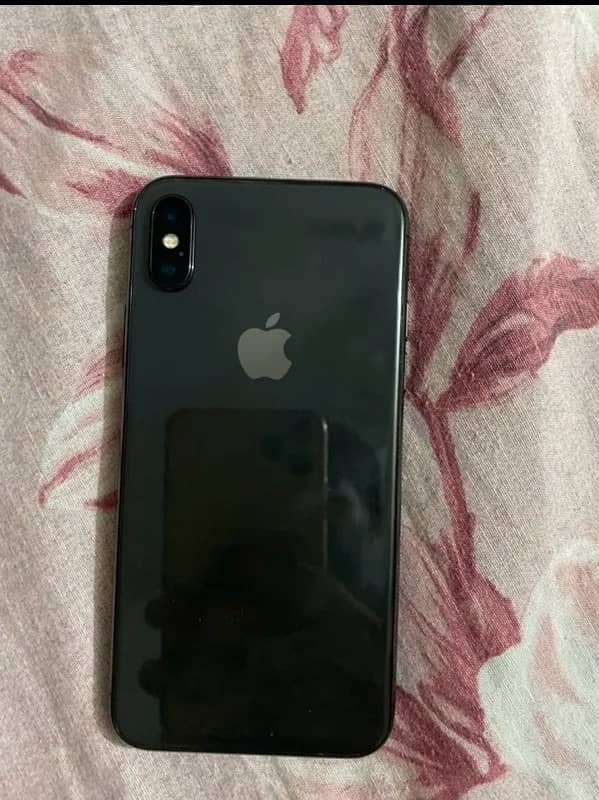 iPhone xs 64 All ok ha battery 76 1