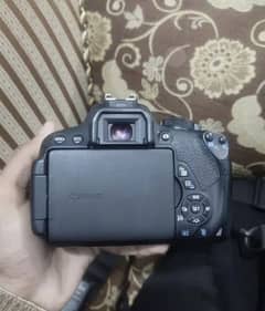 canon 700D