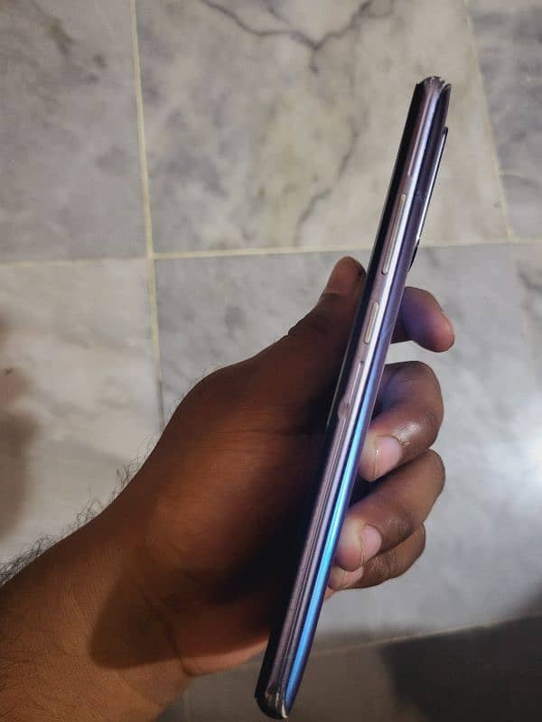 vivo v19 8/128 8