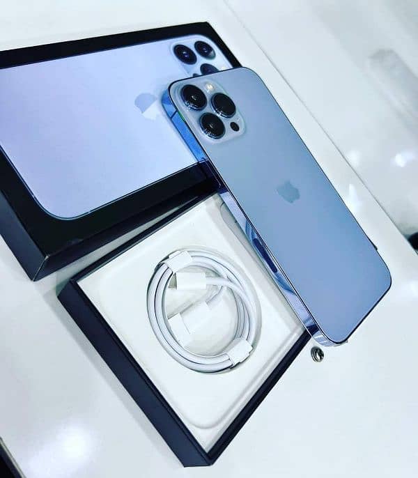 i Phone 8plus, 11,12,13,14,15 pro max on instalment Whatsap 3267157891 13