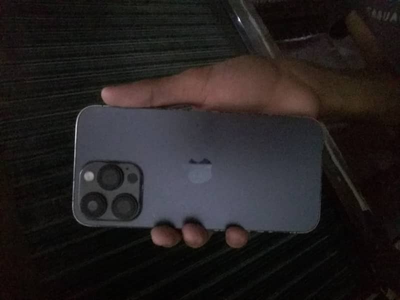 Iphone14 pro max 6/128 kit for sale pta approved WhatsApp 03175218868 4