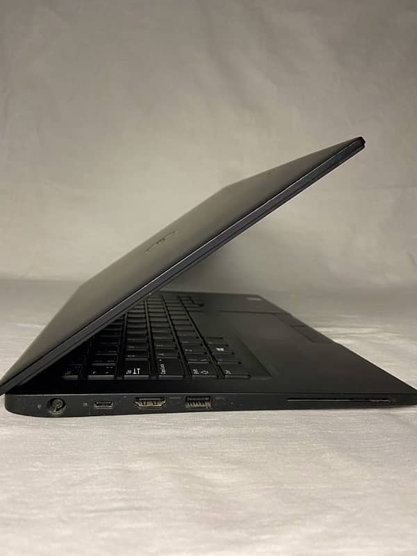 Dell latitude Core i5 7th gen 2