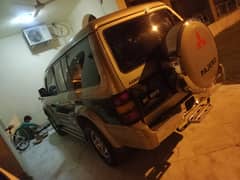 Mitsubishi Pajero 1995 Patroll