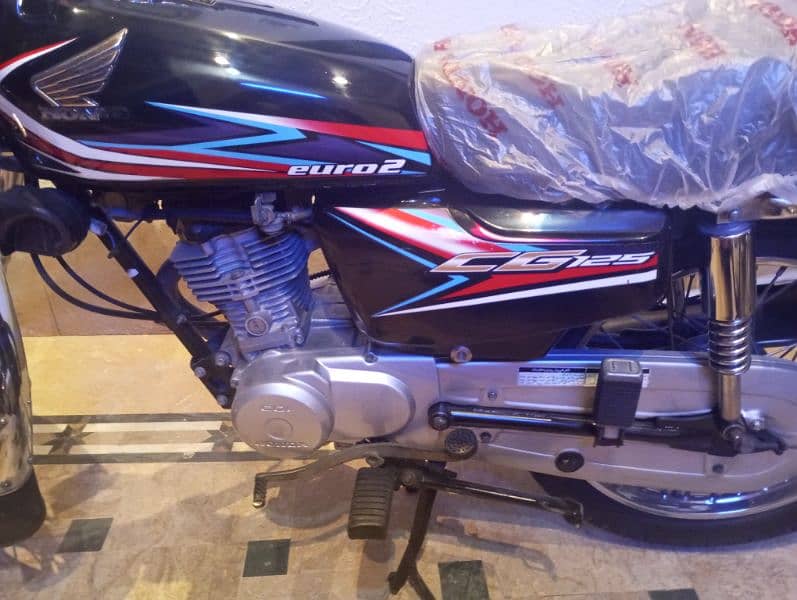 HONDA 125 PH NO 03159468591  FIRST HAND FIT BIKE 2019 1