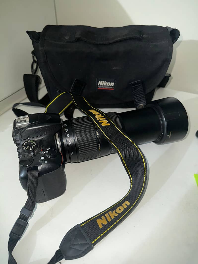 NIKON D3500 1