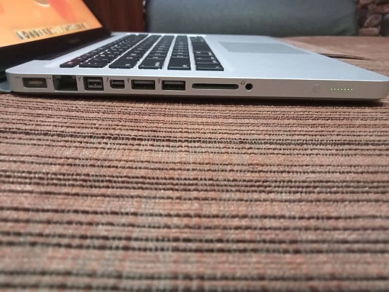 2 Apple MacBook pro Laptops Core i5 Model 9