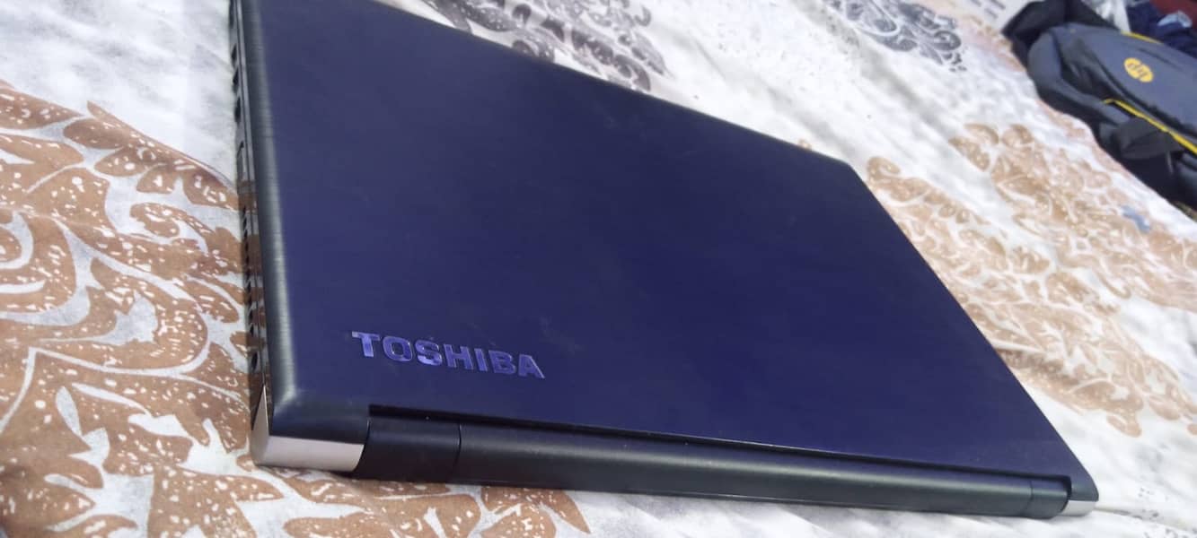 Toshiba Laptop i5 0