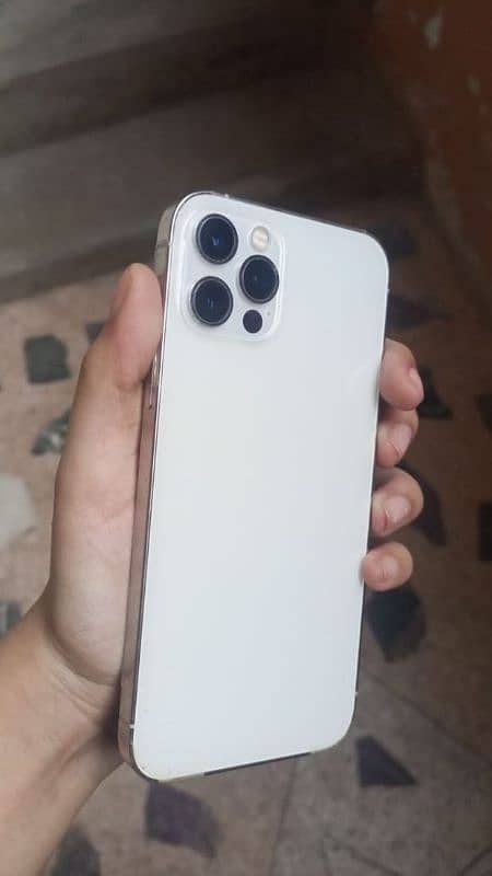 I phone 12 pro 0