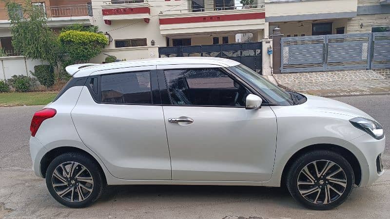 Suzuki Swift 2022 GLX Full Option 5