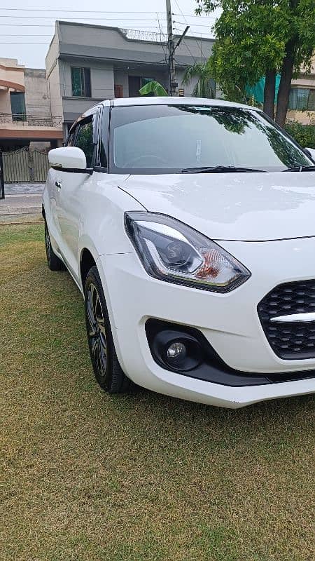 Suzuki Swift 2022 GLX Full Option 12