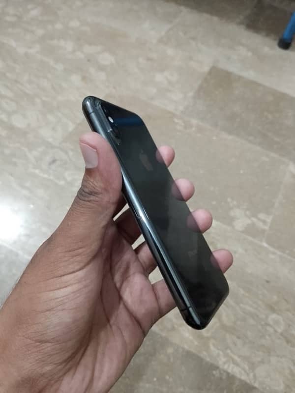 iphone XS 256GB PTA Approved 1