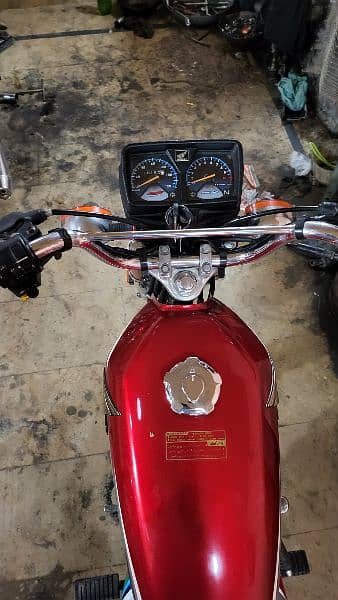 honda 125 2023 3