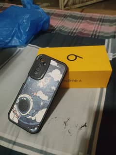 realme 6.8/128