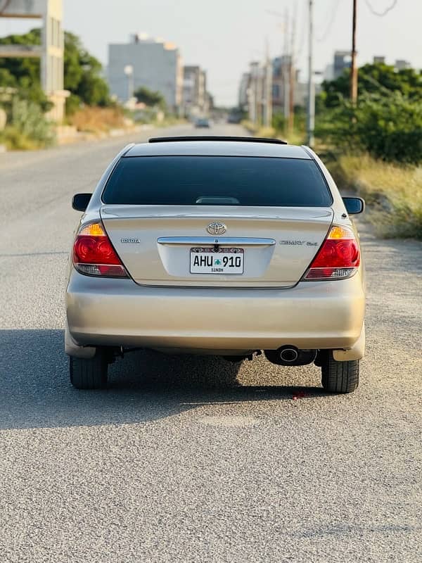 Toyota Camry 2.4 VVT-i Full Loaded Model 2005 1st Owner 5