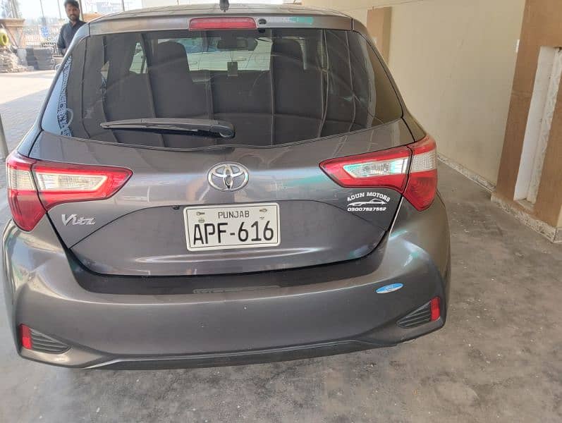 Toyota Vitz 2018 9