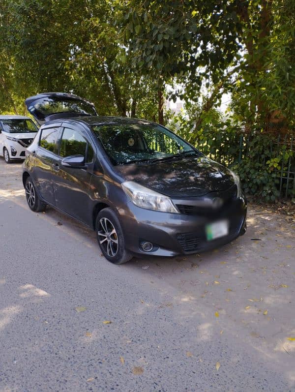 Toyota Vitz 2012 8