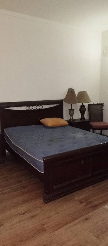 MALL OF LAHORE FURNISHED APARTMENT 1