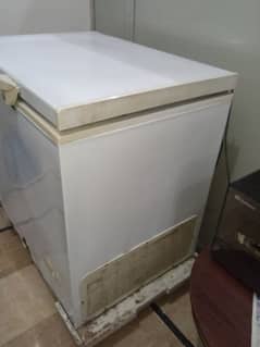 single deep freezer(Dawlance)