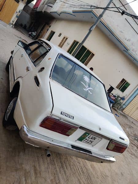 Toyota Corolla XE 1975 16