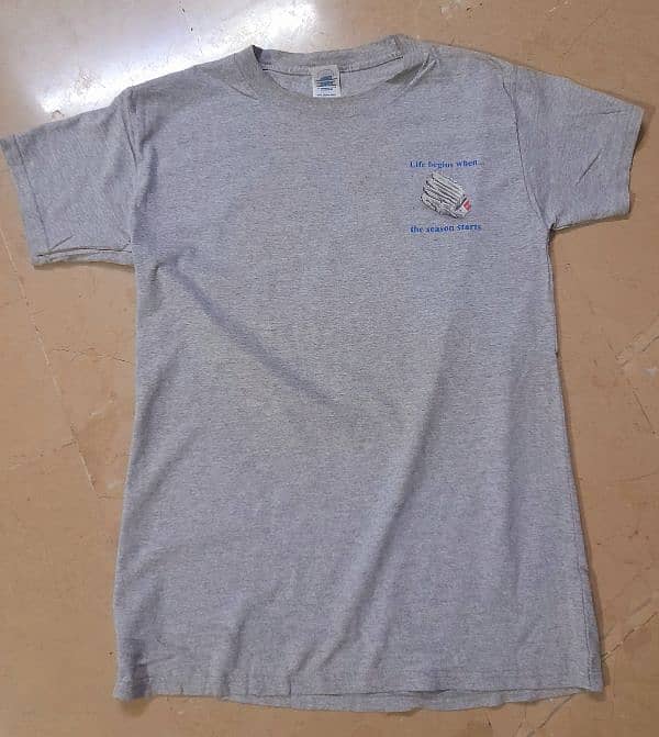 Preloved Branded Tshirts 2