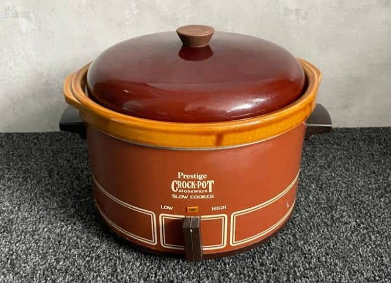 Stoneware Cooker 1