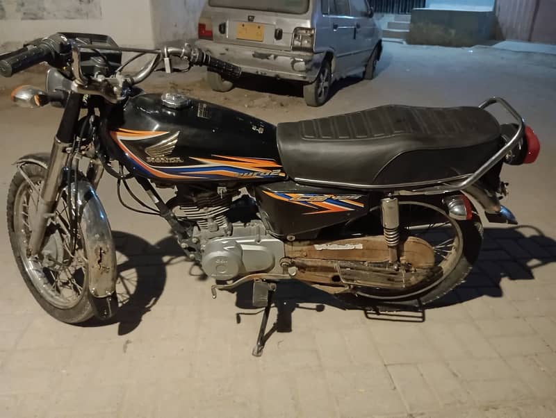 Honda CG 125 2018 3