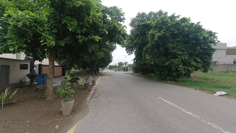 2 KANAL Plot For Sale PARK VIEW BLOCK A 2